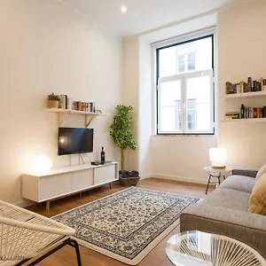 Apartment Downtown By Hill